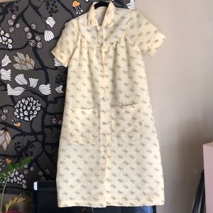 Sweet vintage house dress.